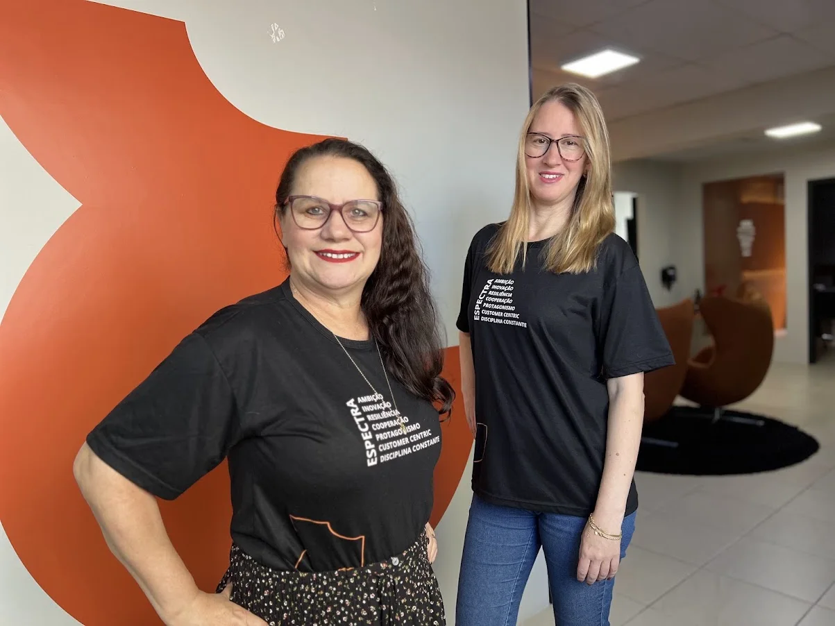 Joana e Helena, do time Financeiro